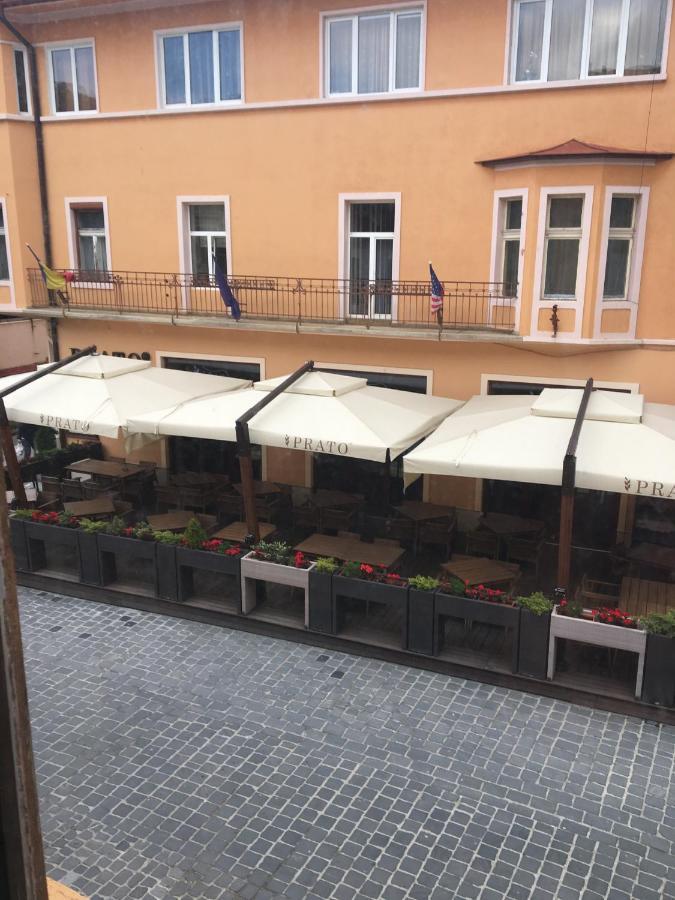 Aristocrat Vintage Apartment Brassó Kültér fotó