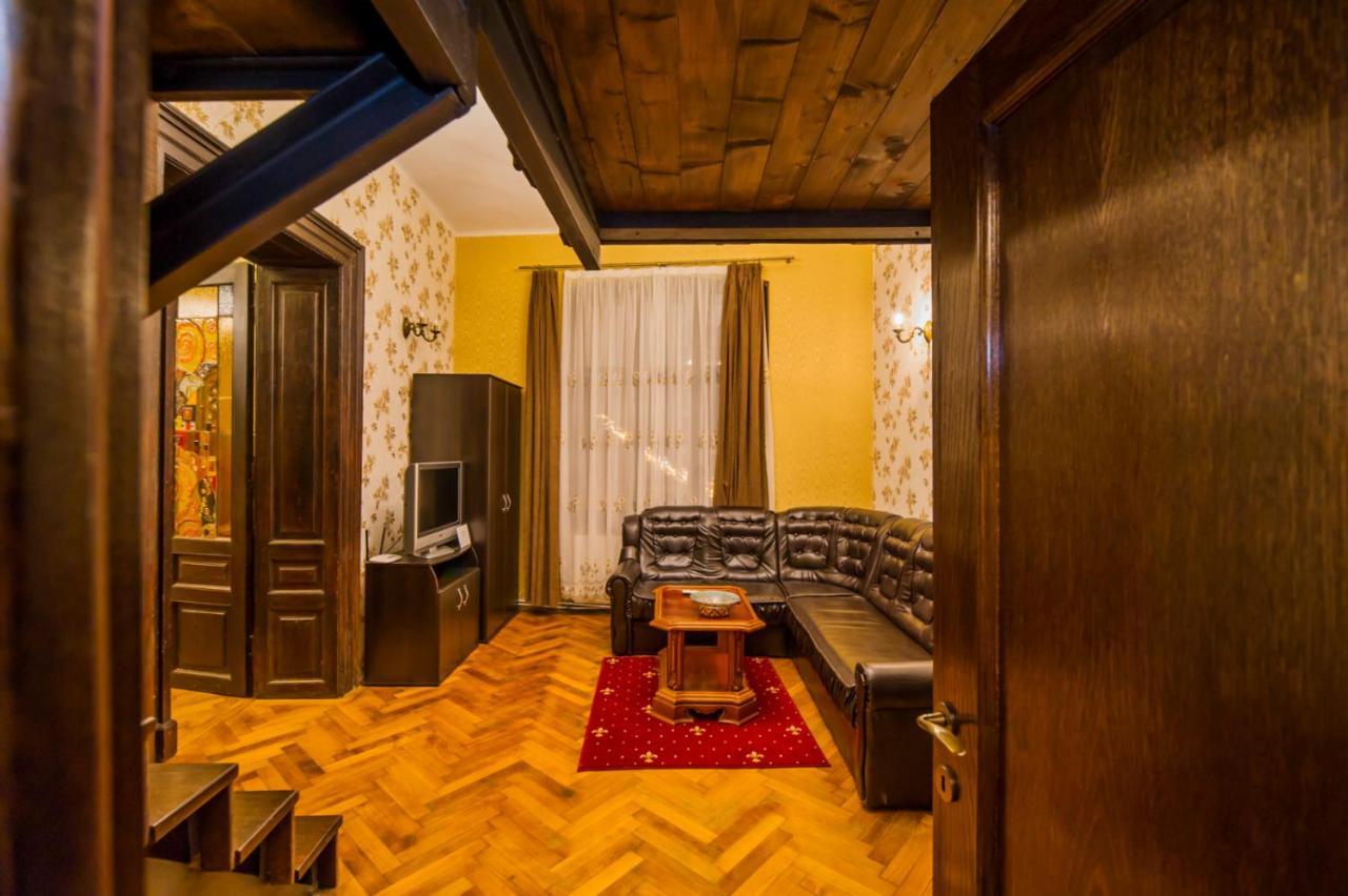 Aristocrat Vintage Apartment Brassó Kültér fotó